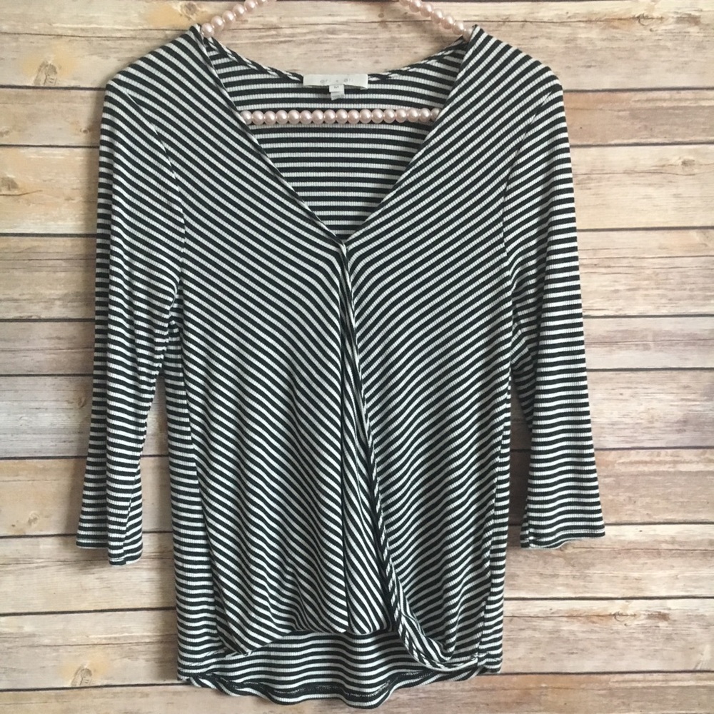 Eri +ali 3 quarter sleeve shirt M